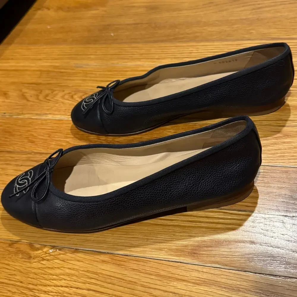 Authentic Chanel 37.5 Dark Navy Blue (Like Black) Ballet Flats Caviar Leather CC